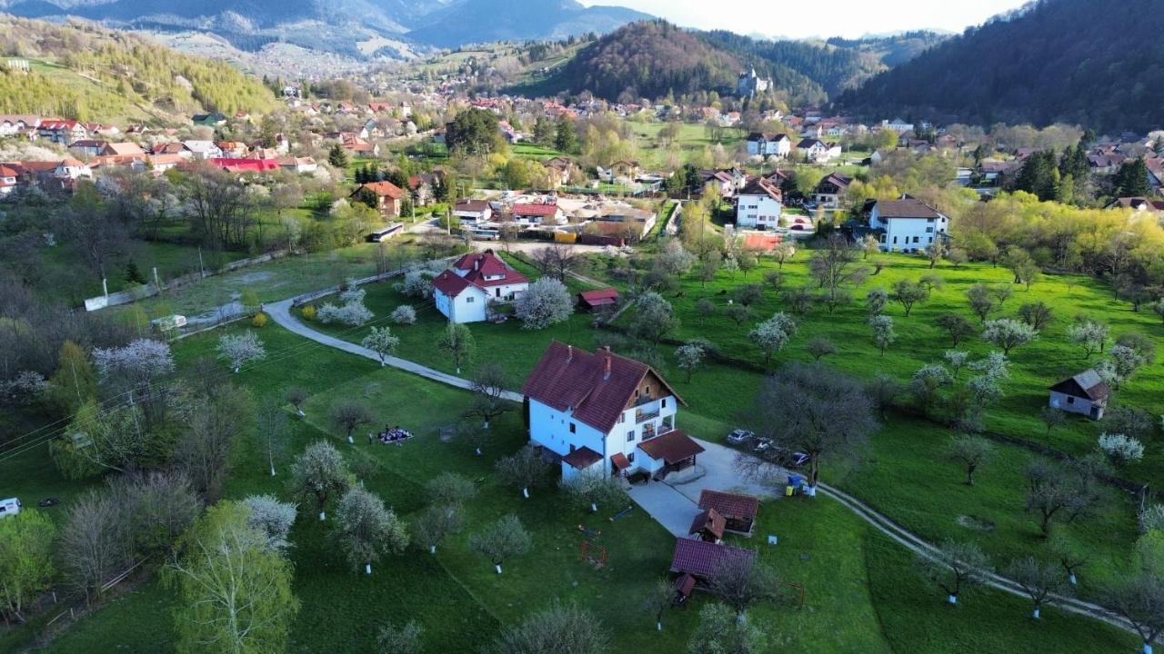 Pensiunea Din Livada Μπραν Εξωτερικό φωτογραφία